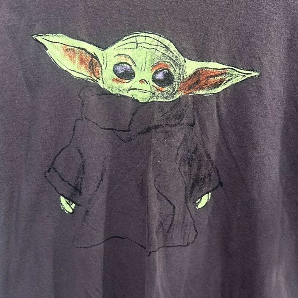 Large baby yoda t shirt - Picture 2 of 6